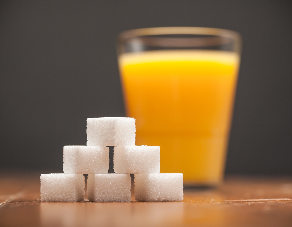 Pure fruit juices: sugary drinks like any other?